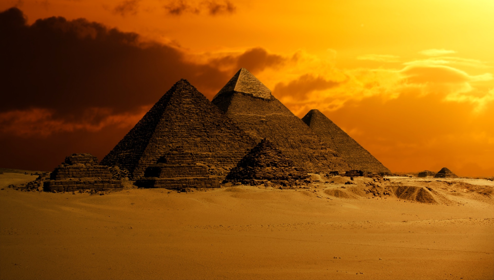 Zdjęcie przedstawiające piramidy egipskie